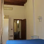 Pensión Max