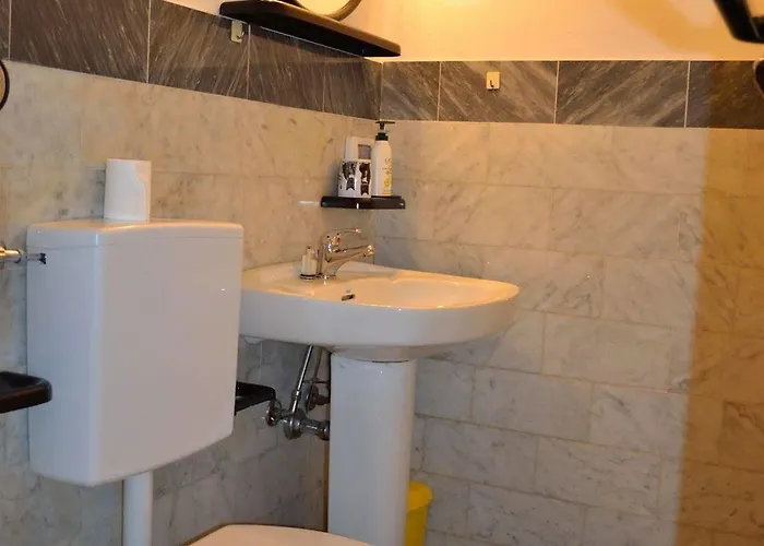 Max Casa de hóspedes